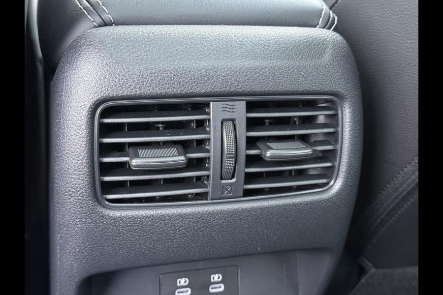 Nissan QASHQAI 1.3 MHEV Xtronic N-Connecta | FABRIEKSGARANTIE| PANO| VOORRUITVERWARMING| STOEL + STUUR VERWARMING| 360 CAMERA| DODE HOEK| HEAD-UP| ELEK. ACHTERKLEP