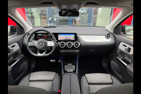 Mercedes-Benz GLA 250 e Business Line AMG/Panorama/Memory Full spec