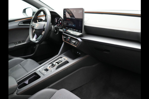 CUPRA Leon 1.5 TSI Plug In Hybrid 204pk Business DSG PHEV | Alcantara Kuipstoelen Memory | Adaptive Cruise | Matrix LED | Virtual | Camera | Sfeerverlichting | Apple Carplay | 18"L.M |