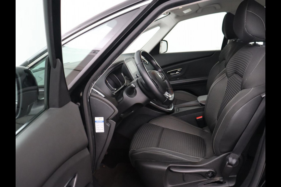 Renault Grand Scénic 1.4 TCe Zen 7-persoons | Trekhaak | Navigatie | Sfeerverlichting | Parkeerhulp | Keyless | Climate control | DAB | Cruise control