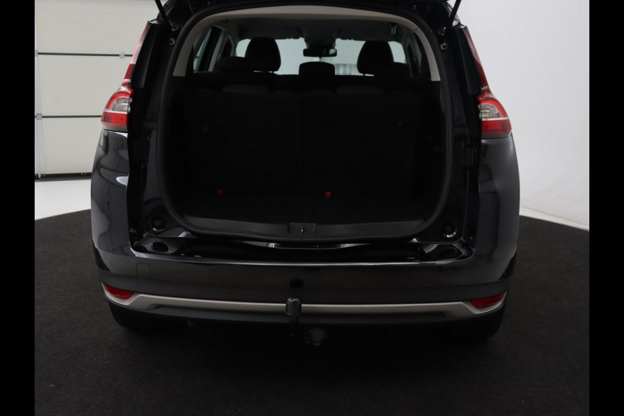 Renault Grand Scénic 1.4 TCe Zen 7-persoons | Trekhaak | Navigatie | Sfeerverlichting | Parkeerhulp | Keyless | Climate control | DAB | Cruise control