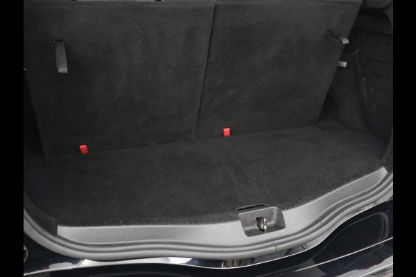 Renault Grand Scénic 1.4 TCe Zen 7-persoons | Trekhaak | Navigatie | Sfeerverlichting | Parkeerhulp | Keyless | Climate control | DAB | Cruise control