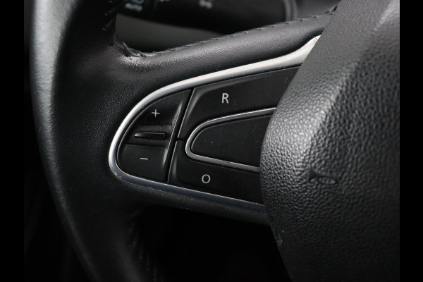 Renault Grand Scénic 1.4 TCe Zen 7-persoons | Trekhaak | Navigatie | Sfeerverlichting | Parkeerhulp | Keyless | Climate control | DAB | Cruise control