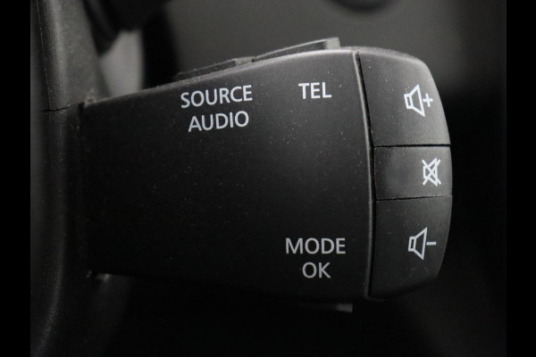 Renault Grand Scénic 1.4 TCe Zen 7-persoons | Trekhaak | Navigatie | Sfeerverlichting | Parkeerhulp | Keyless | Climate control | DAB | Cruise control