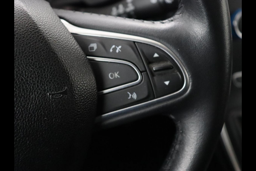 Renault Grand Scénic 1.4 TCe Zen 7-persoons | Trekhaak | Navigatie | Sfeerverlichting | Parkeerhulp | Keyless | Climate control | DAB | Cruise control