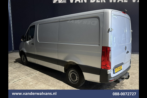 Mercedes-Benz Sprinter 315 CDI 150pk L2H1 Euro6 Airco | Camera | Apple Carplay | Trekhaak | Chauffeursstoel Android Auto
