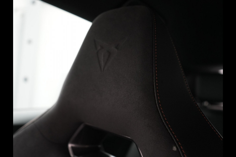 CUPRA Leon 1.5 TSI Plug In Hybrid 204pk Business DSG PHEV | Alcantara Kuipstoelen Memory | Adaptive Cruise | Matrix LED | Virtual | Camera | Sfeerverlichting | Apple Carplay | 18"L.M |