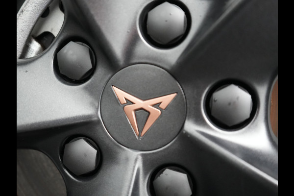 CUPRA Leon 1.5 TSI Plug In Hybrid 204pk Business DSG PHEV | Alcantara Kuipstoelen Memory | Adaptive Cruise | Matrix LED | Virtual | Camera | Sfeerverlichting | Apple Carplay | 18"L.M |