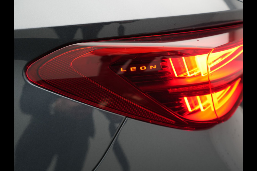 CUPRA Leon 1.5 TSI Plug In Hybrid 204pk Business DSG PHEV | Alcantara Kuipstoelen Memory | Adaptive Cruise | Matrix LED | Virtual | Camera | Sfeerverlichting | Apple Carplay | 18"L.M |