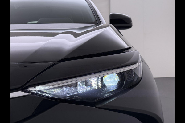 Toyota Bz4x Active 71 kWh | 3 FASE| NIEUWE AUTO!!| 10 JAAR VOLLEDIGE FABRIEKSGARANTIE TOYOTA!| WARMTEPOMP| ADAPTIVE CRUISE| ACHTERUITRIJ CAMERA|