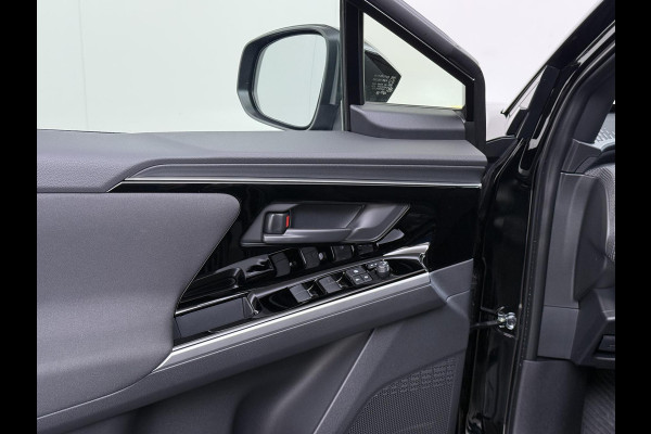 Toyota Bz4x Active 71 kWh | 3 FASE| NIEUWE AUTO!!| 10 JAAR VOLLEDIGE FABRIEKSGARANTIE TOYOTA!| WARMTEPOMP| ADAPTIVE CRUISE| ACHTERUITRIJ CAMERA|