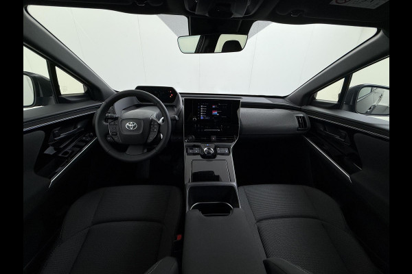 Toyota Bz4x Active 71 kWh | 3 FASE| NIEUWE AUTO!!| 10 JAAR VOLLEDIGE FABRIEKSGARANTIE TOYOTA!| WARMTEPOMP| ADAPTIVE CRUISE| ACHTERUITRIJ CAMERA|