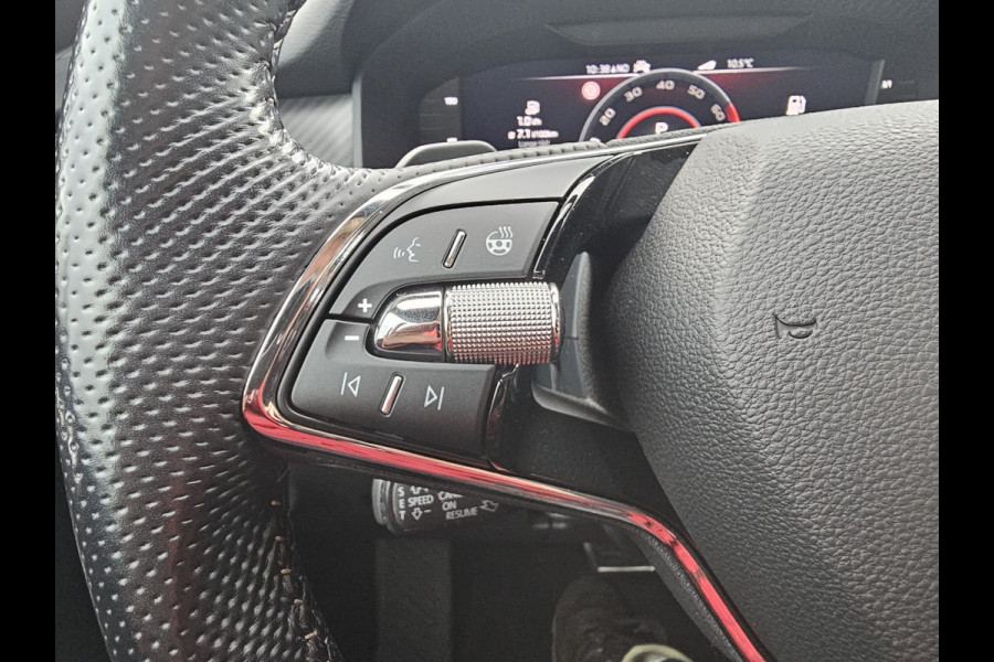 Škoda Kodiaq 1.5 TSI Sportline Business | Automaat | Stuur- en stoelverwarming | Keyless | Canton | Elek. achterklep | ACC | Camera | PDC |