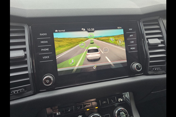 Škoda Kodiaq 1.5 TSI Sportline Business | Automaat | Stuur- en stoelverwarming | Keyless | Canton | Elek. achterklep | ACC | Camera | PDC |