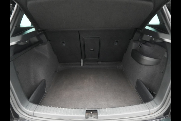 Škoda Karoq 1.5 TSI ACT 150pk Sportline Navigatie Trekhaak Camera Keyless Stoelverwarming 37