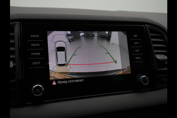 Škoda Karoq 1.5 TSI ACT 150pk Sportline Navigatie Trekhaak Camera Keyless Stoelverwarming 37