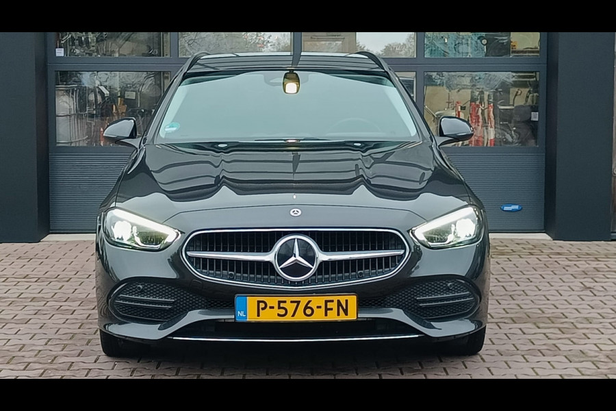 Mercedes-Benz C-Klasse Estate 200 Launch Edition Business Line LED afn. trekhaak Leder Apple-Android Stoelverw. Camera