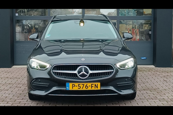 Mercedes-Benz C-Klasse Estate 200 Launch Edition Business Line LED afn. trekhaak Leder Apple-Android Stoelverw. Camera