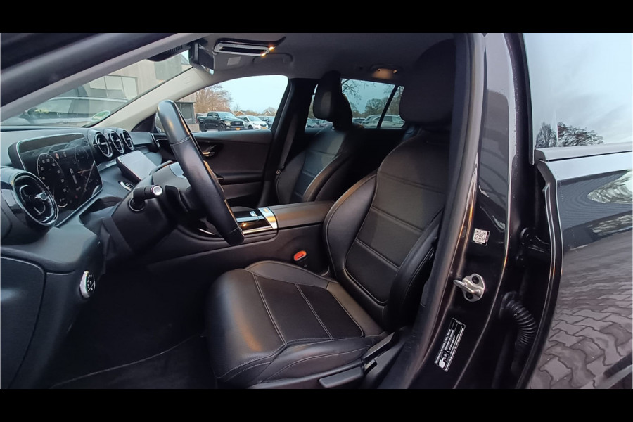 Mercedes-Benz C-Klasse Estate 200 Launch Edition Business Line LED afn. trekhaak Leder Apple-Android Stoelverw. Camera