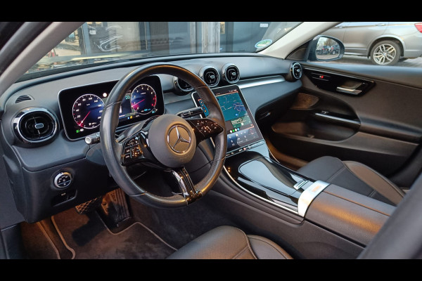 Mercedes-Benz C-Klasse Estate 200 Launch Edition Business Line LED afn. trekhaak Leder Apple-Android Stoelverw. Camera