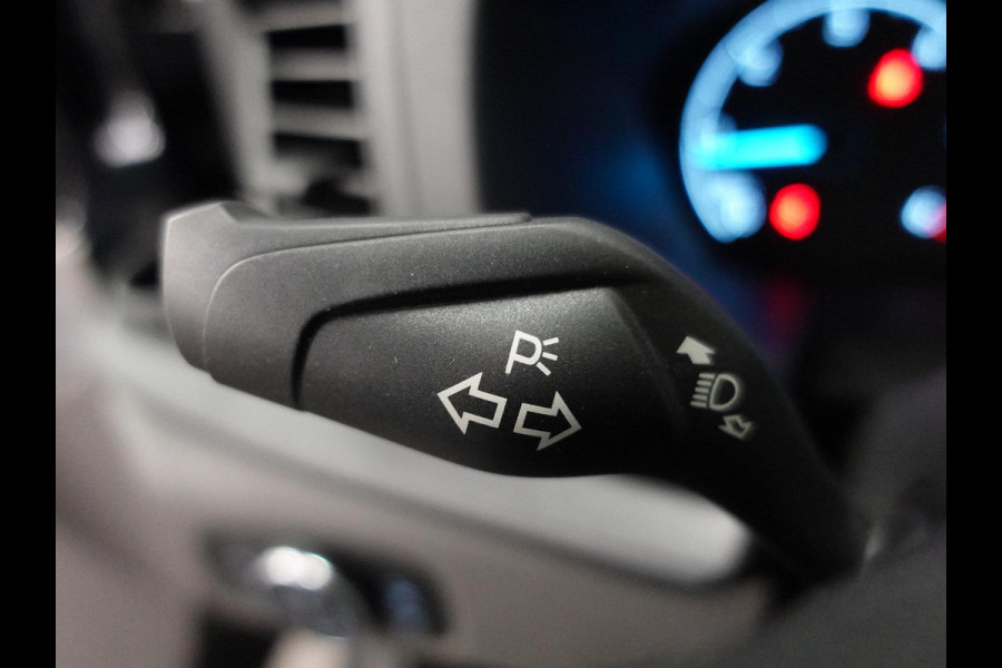 Ford Transit Custom L1H1 Trend Raptor Edition Navigatie Camera Cruise control Parkeersensoren Trekhaak Airco