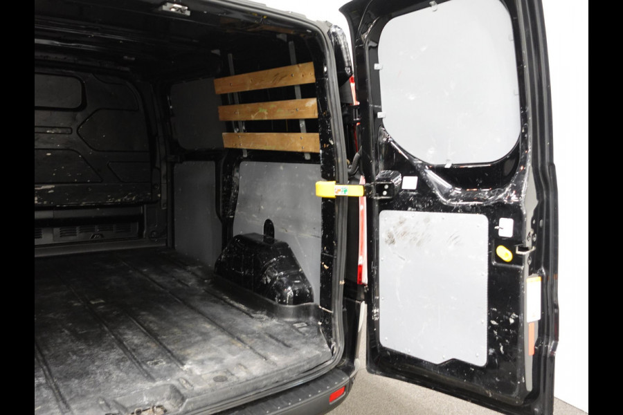 Ford Transit Custom L1H1 Trend Raptor Edition Navigatie Camera Cruise control Parkeersensoren Trekhaak Airco