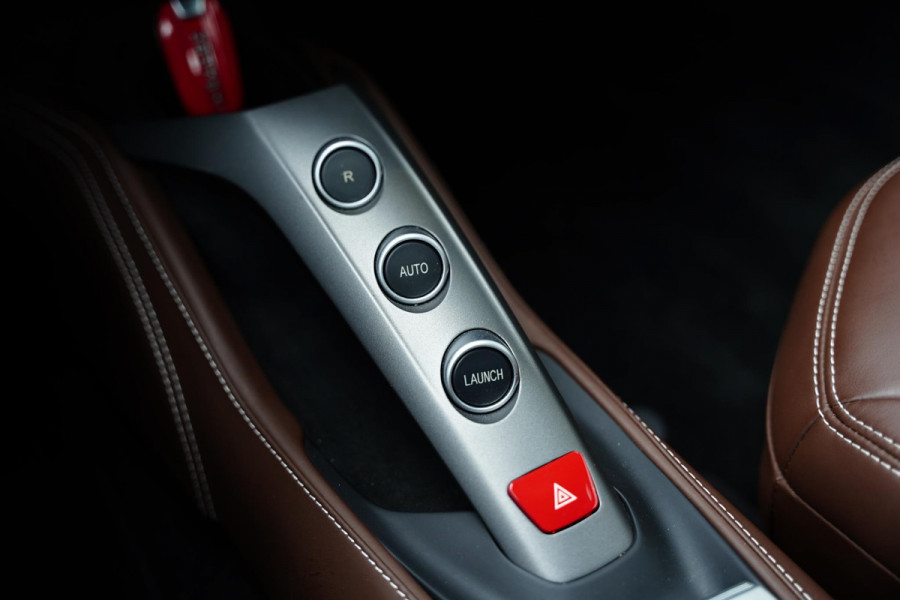 Ferrari 488 3.9 GTB HELE Sport Exhaust Carbon LED Passenger Display