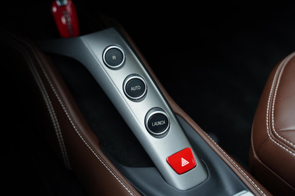 Ferrari 488 3.9 GTB HELE Sport Exhaust Carbon LED Passenger Display