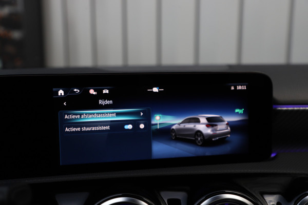 Mercedes-Benz A-Klasse 200 Luxury Line | 163PK | Pano | Keyless-go | Sfeerverlichting | ACC | Multibeam | Widescreen | 2024.