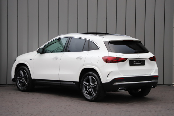 Mercedes-Benz GLA 250e AMG | 218PK | Pano | Sfeerverlichting | ACC | Widescreen | Stuurwielverw. | Trekhaak | Stoelverw. | 2025.