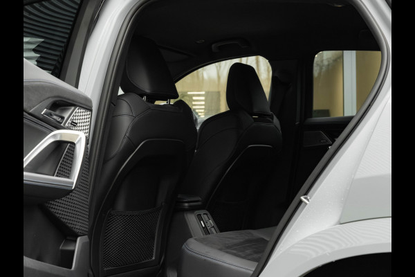 BMW iX2 xDrive30 M-Sport - Trekhaak - Driving + Parking Ass Plus - Head-Up - Harman Kardon