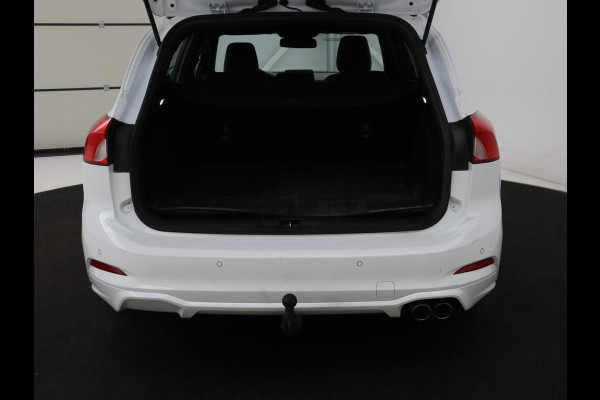 Ford Focus 1.0 EcoBoost ST Line | Panoramadak | Half leder | Trekhaak | Stoelverwarming | Carplay | Camera | Keyless | Navigatie | Climate control | Bluetooth | Parkeerhulp