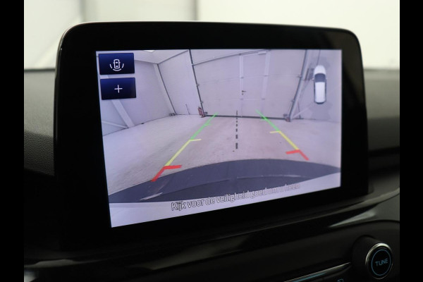 Ford Focus 1.0 EcoBoost ST Line | Panoramadak | Half leder | Trekhaak | Stoelverwarming | Carplay | Camera | Keyless | Navigatie | Climate control | Bluetooth | Parkeerhulp