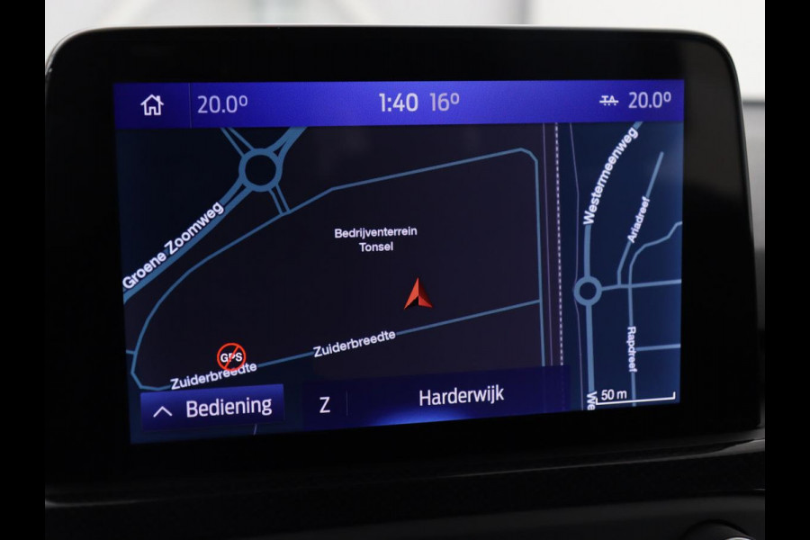 Ford Focus 1.0 EcoBoost ST Line | Panoramadak | Half leder | Trekhaak | Stoelverwarming | Carplay | Camera | Keyless | Navigatie | Climate control | Bluetooth | Parkeerhulp