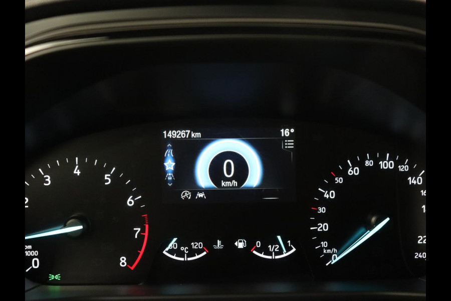 Ford Focus 1.0 EcoBoost ST Line | Panoramadak | Half leder | Trekhaak | Stoelverwarming | Carplay | Camera | Keyless | Navigatie | Climate control | Bluetooth | Parkeerhulp