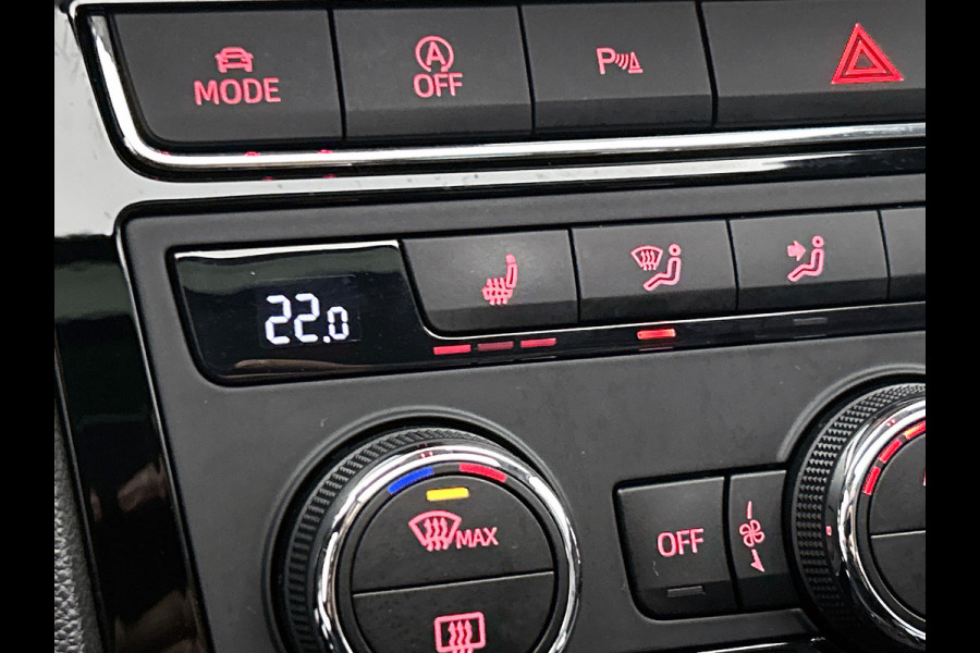 Seat Leon ST 1.8 TSI FR Business Intense(Goed OnderH, Panorama, Carplay, StoelV, Leder, Parkeersensoren V+A, Full Link, Etc)