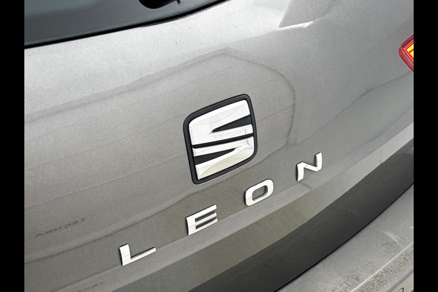 Seat Leon ST 1.8 TSI FR Business Intense(Goed OnderH, Panorama, Carplay, StoelV, Leder, Parkeersensoren V+A, Full Link, Etc)