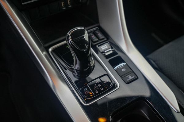 Mitsubishi Eclipse Cross 2.4 PHEV Intense+