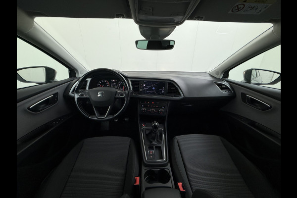 Seat Leon T116PK Navi Pdc-a+v Apple Carplay Android Cruise Control Ecc Style Business Intense Full-Link Lmv 16" Regen-Lichtsensor Isofix Keyless Mistlampen Priv.Glas Origineel Nederlandse Auto