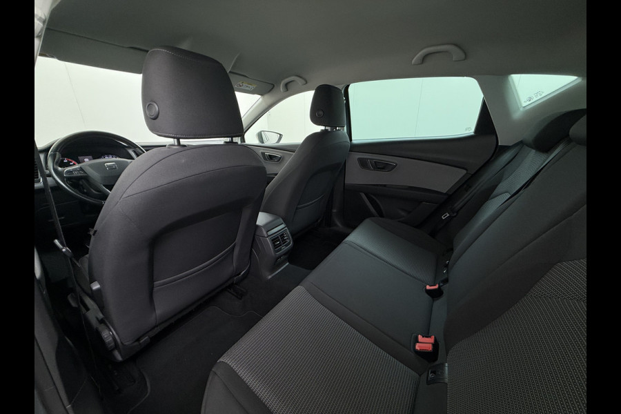 Seat Leon T116PK Navi Pdc-a+v Apple Carplay Android Cruise Control Ecc Style Business Intense Full-Link Lmv 16" Regen-Lichtsensor Isofix Keyless Mistlampen Priv.Glas Origineel Nederlandse Auto