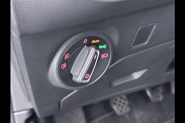 Seat Leon T116PK Navi Pdc-a+v Apple Carplay Android Cruise Control Ecc Style Business Intense Full-Link Lmv 16" Regen-Lichtsensor Isofix Keyless Mistlampen Priv.Glas Origineel Nederlandse Auto