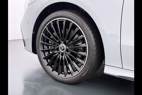 Mercedes-Benz CLA-Klasse 250 e AMG line | Alpinegrijs Pano HUD Memory 360 Camera