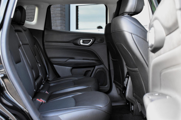 Jeep Compass 1.5T e-Hybrid S Aut. | Navi | 360 Camera | Leder | Stoelver. | LED | Incl. garantie