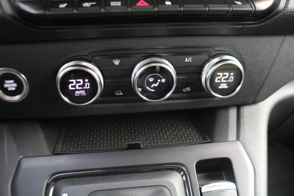 Renault Kangoo 1.5 Blue dCi 115 Extra L2 Automaat Store Van inrichting