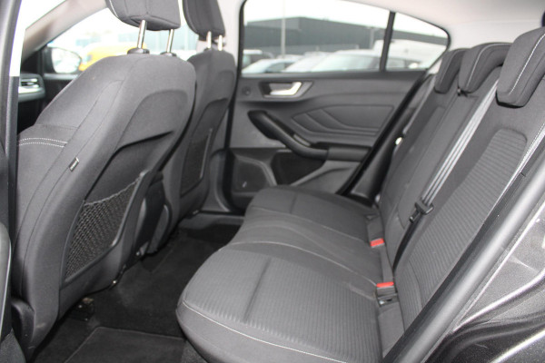 Ford Focus 1.0 EcoBoost Titanium Business | Winter Pack | Adaptive cruise control | Bang&Olufsen | Camera | 17 inch | FULL Led koplampen