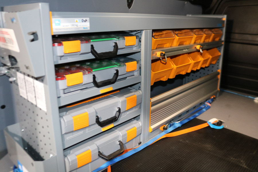 Renault Kangoo 1.5 Blue dCi 115 Extra L2 Automaat Store Van inrichting