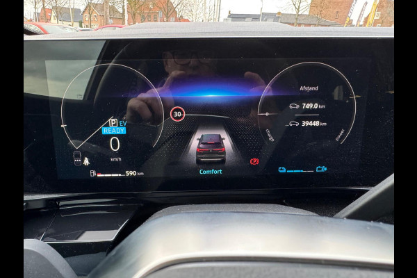 Renault Austral E-Tech Full Hybrid 200 Iconic Esprit Alpine / 4 Control / Head-up