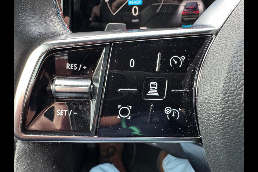 Renault Austral E-Tech Full Hybrid 200 Iconic Esprit Alpine / 4 Control / Head-up