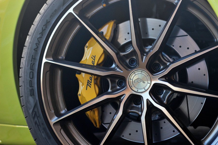 Maserati GranCabrio 4.7 Sport | AM Kleur | 1-1 | Carbon | Carplay