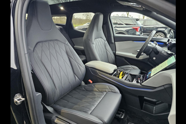 Ford Explorer Premium Extended Range RWD 77 kWh 286 pk | Vol leder | Panoramadak | 20'' velgen | Head-up display | Rondom camera etc.